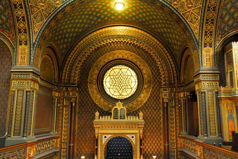 Interior of the Spanish Synagogue